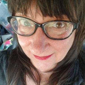 Meet your Posher, Vicki